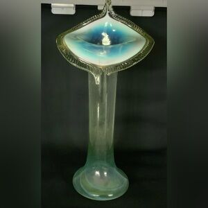 Tall uranium glass jack and the pulpit